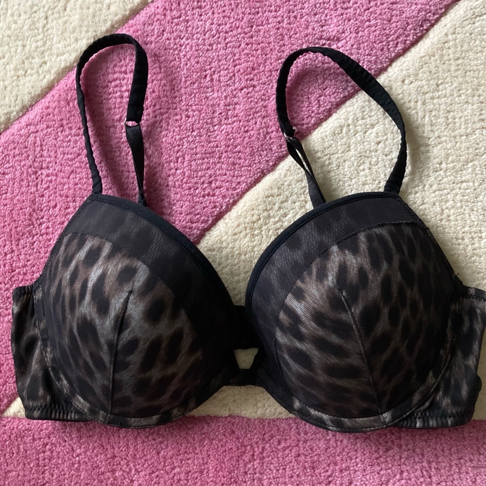 Ultimo Black Grey Leopard Mesh Moulded Underwire Push Up Bra 32D Racerback